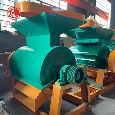 2T / H Butiran Mesin Penghancur Pupuk Kimia Baja Karbon Urea Crusher